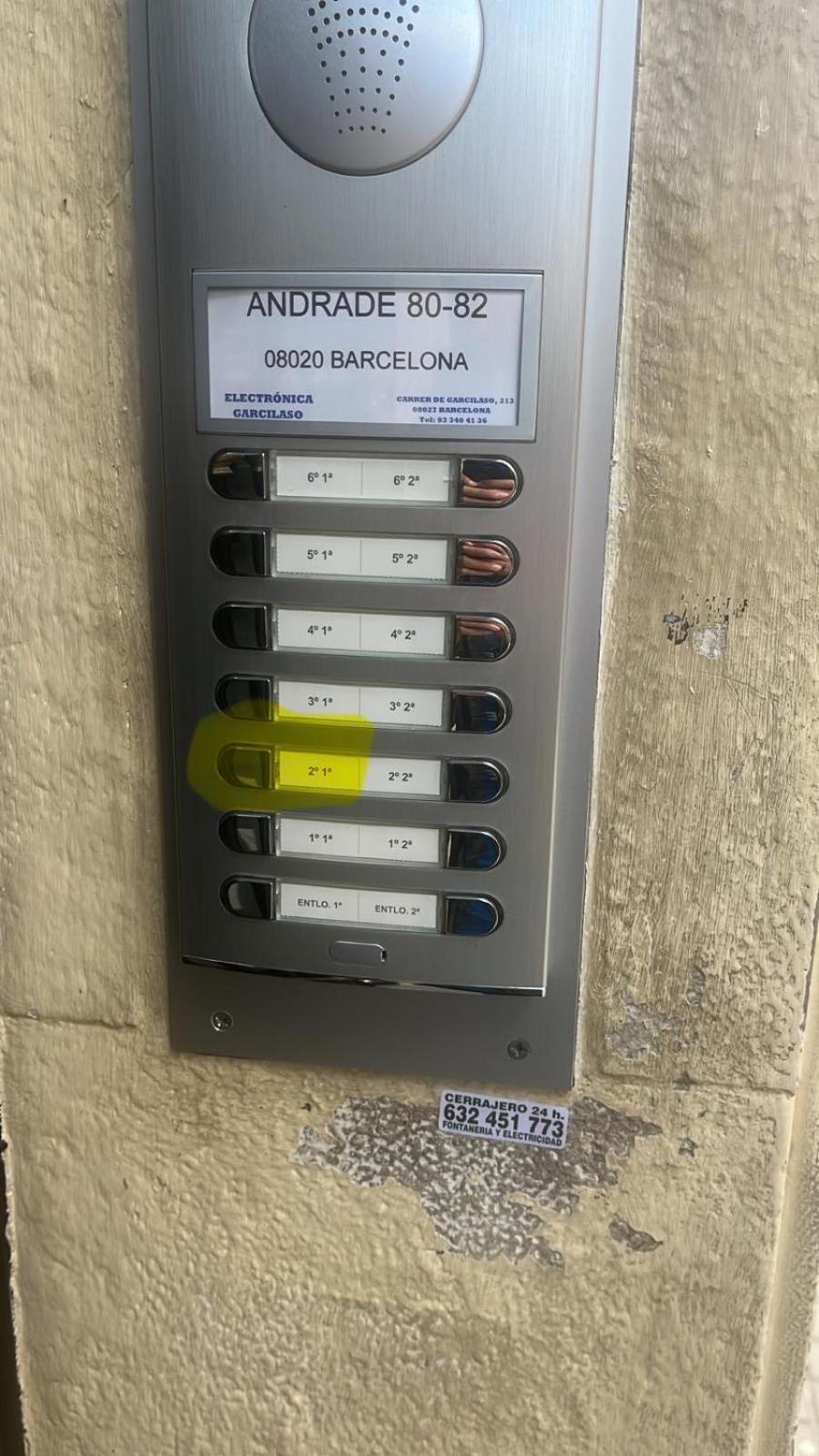 Apartamento Tranquilo Cerca De La Sagrada Familia Barcelona Exterior photo